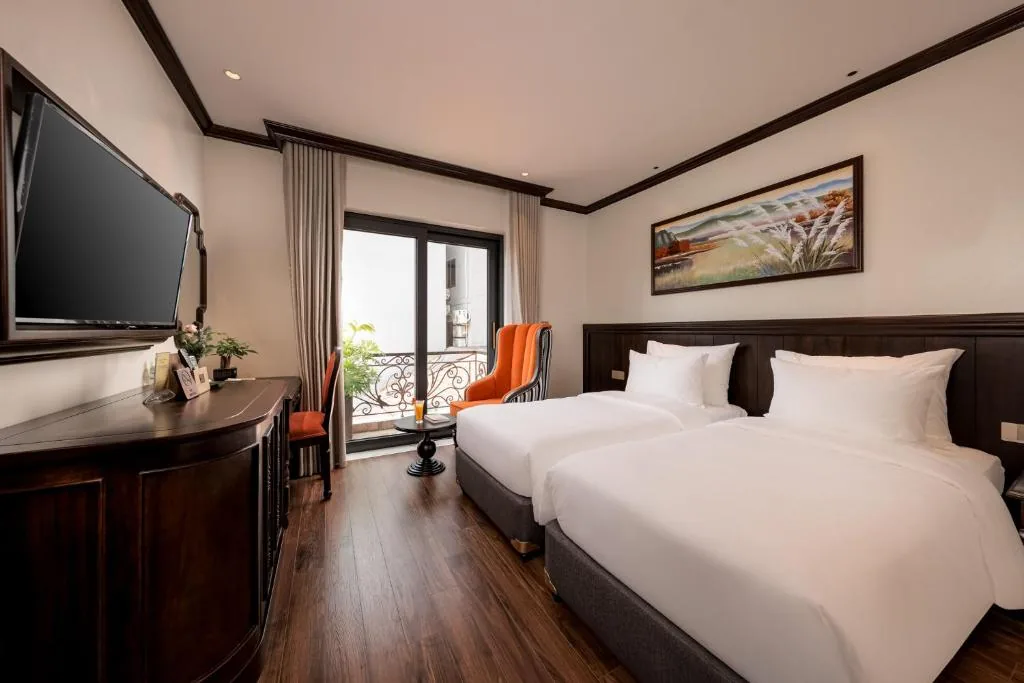 Double or Twin Room with Balcony — Tam Coc Holiday Hotel & Spa